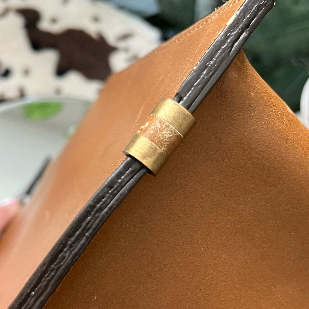 Overland Brown Leather Hand Bag - Picture 6 of 8